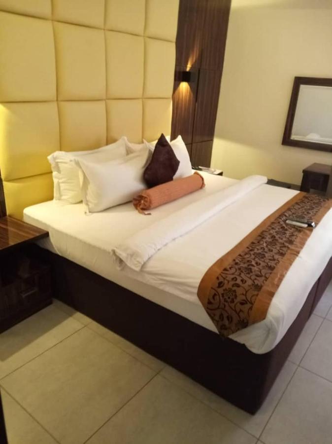 Pennsylvania Avenue Hotel Wupa Zewnętrze zdjęcie