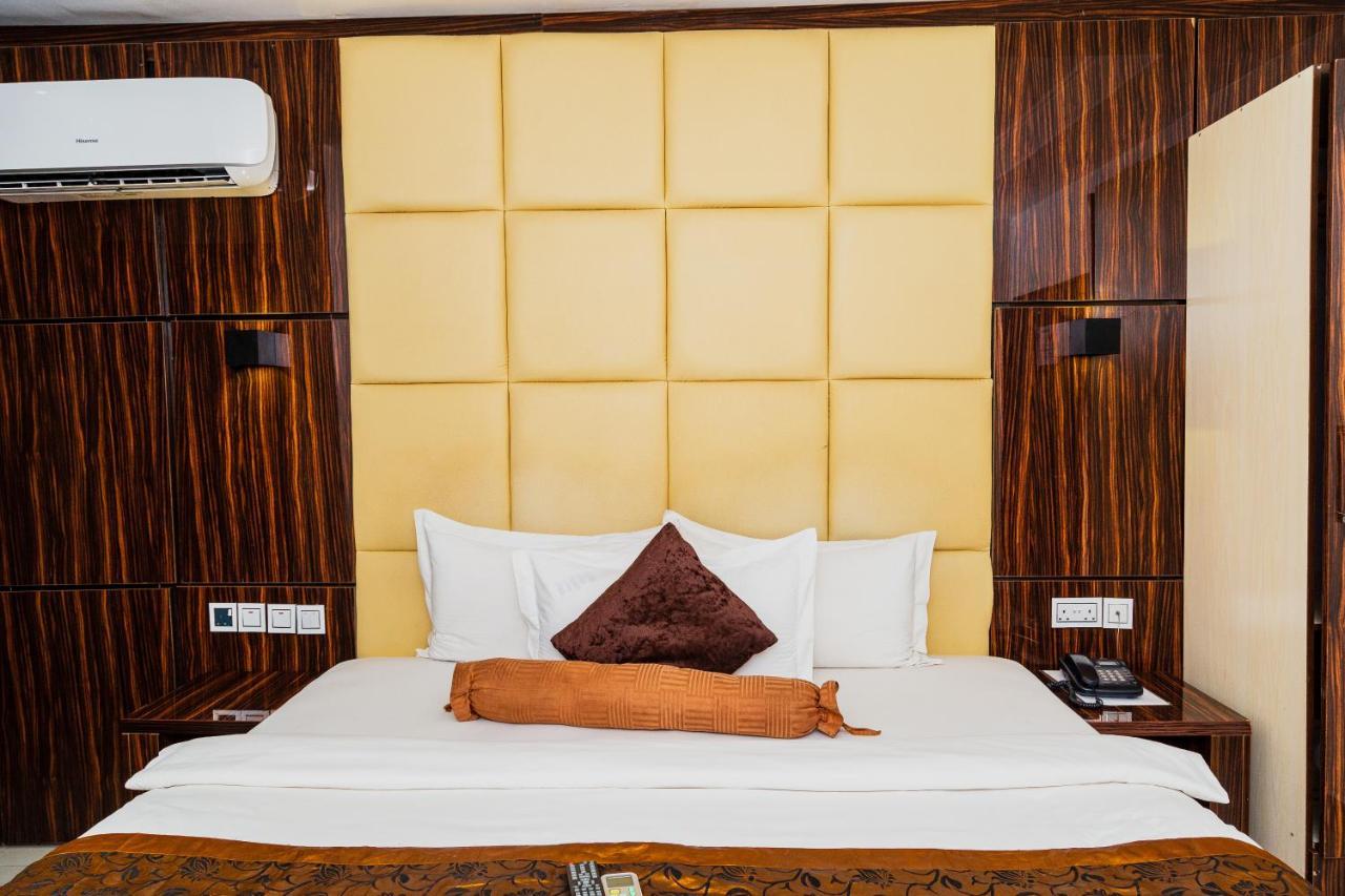 Pennsylvania Avenue Hotel Wupa Zewnętrze zdjęcie